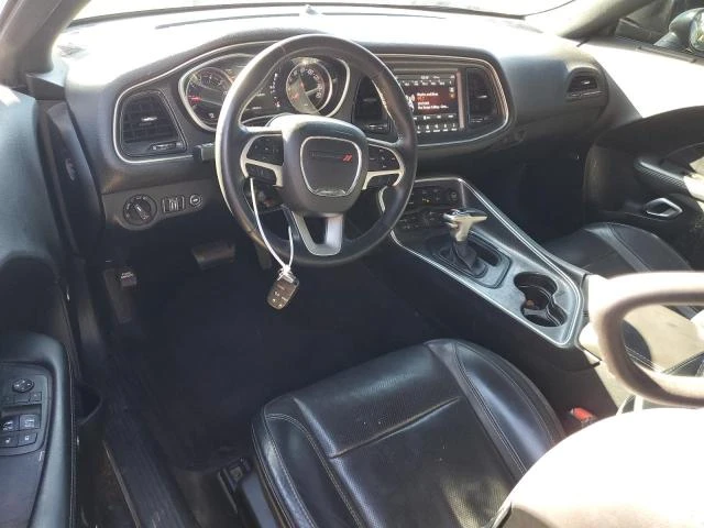 Dodge Challenger SXT* КОЖЕН САЛОН* Apple Carplay, снимка 8 - Автомобили и джипове - 49265571