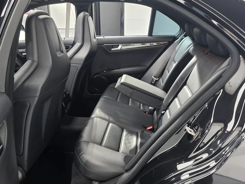 Mercedes-Benz C 63 AMG C63 AMG Sedan| 457�.�. | Mobile.bg � ����������� 12