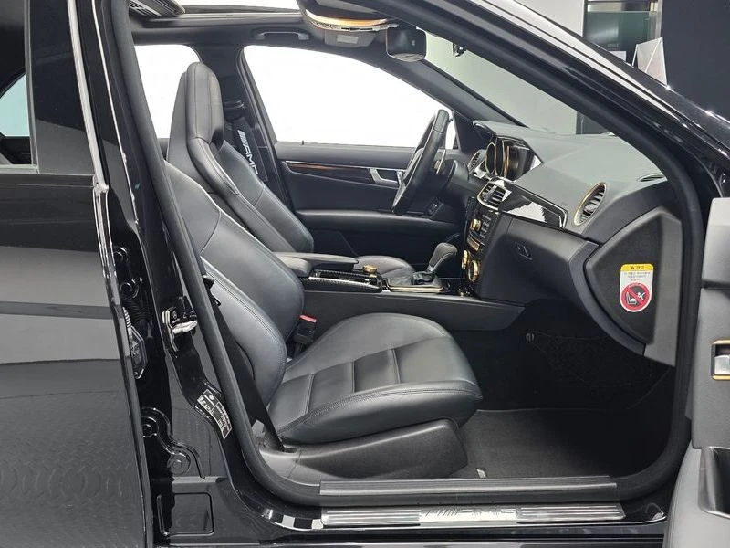 Mercedes-Benz C 63 AMG C63 AMG Sedan| 457�.�. | Mobile.bg � ����������� 11