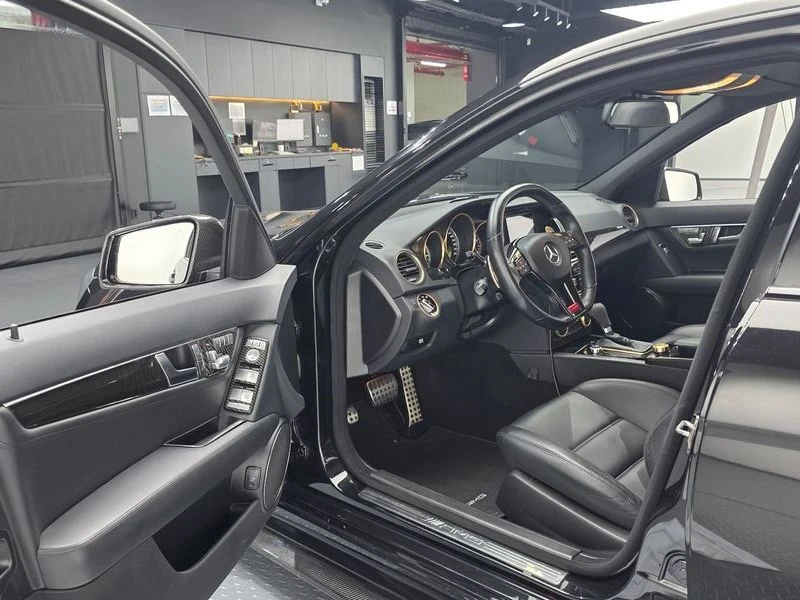 Mercedes-Benz C 63 AMG C63 AMG Sedan| 457�.�. | Mobile.bg � ����������� 10