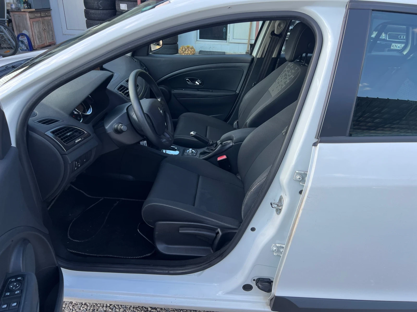 Renault Megane 1.5DCI-NAVI | Mobile.bg — изображение 11