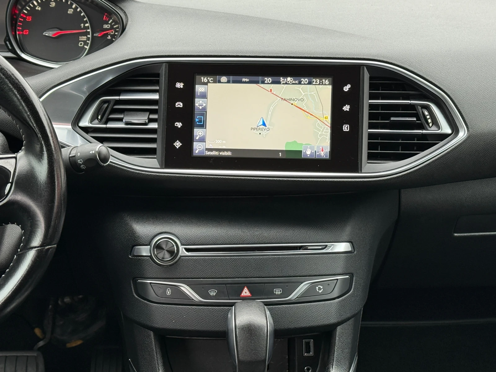 Peugeot 308 1.6HDi Allure, LED, * 181 000км* Автоматик! Уникат - изображение 9