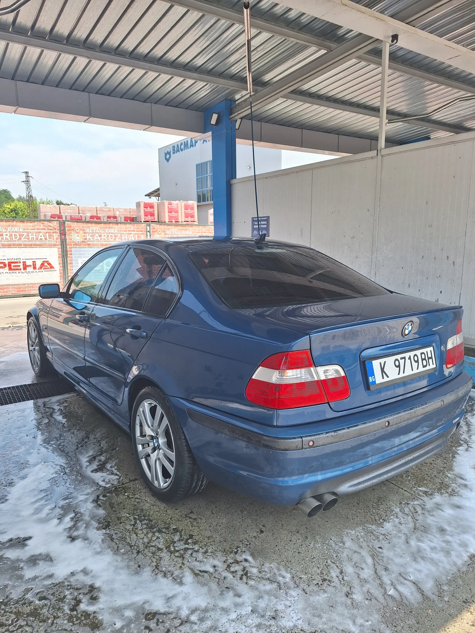 BMW 320  - изображение 8