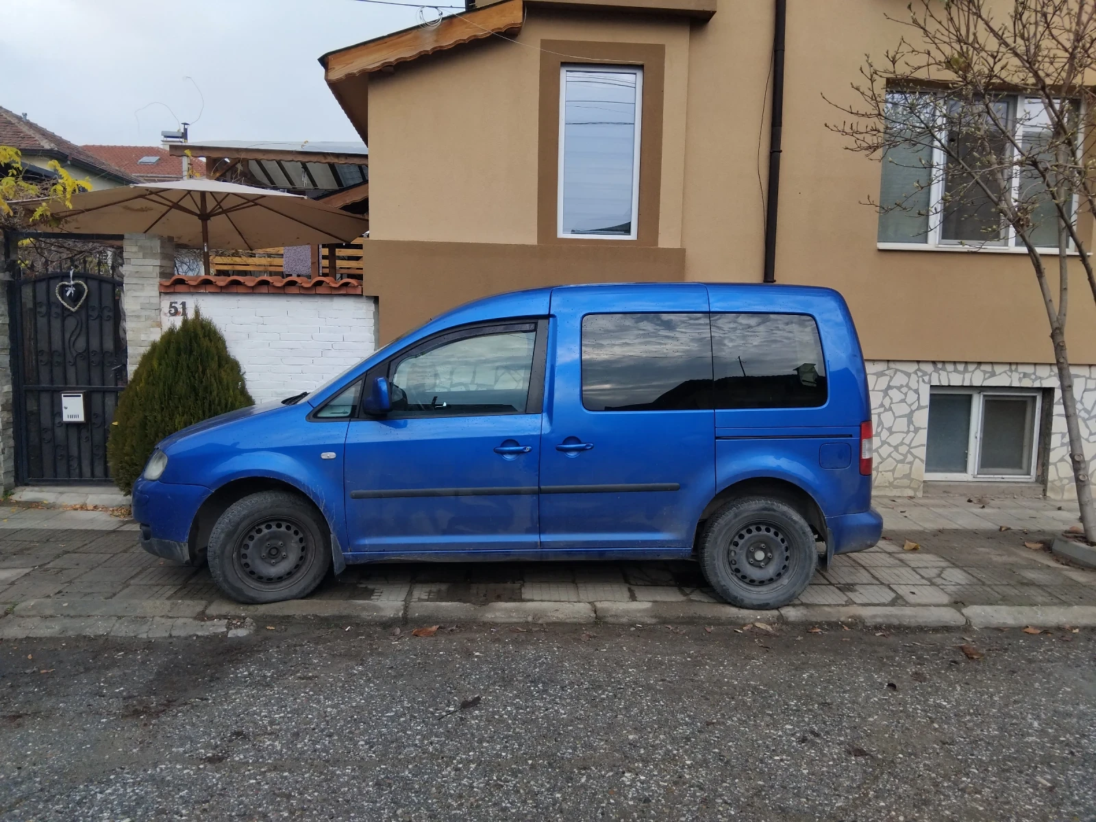 VW Caddy Life 7 места - изображение 4