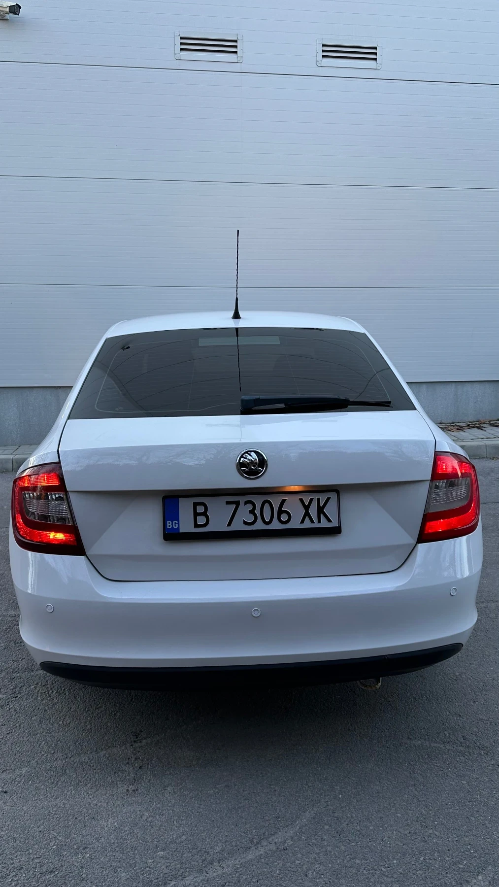 Skoda Rapid 1.2 TSI 75 кс , снимка 6 - Автомобили и джипове - 54026283