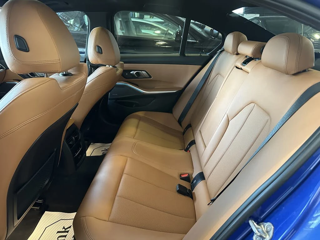 BMW 330 M-SPORT* HEAD-UP* HARMAN/KARDON* MEMORY* ШИБИДАХ, снимка 16 - Автомобили и джипове - 54357308