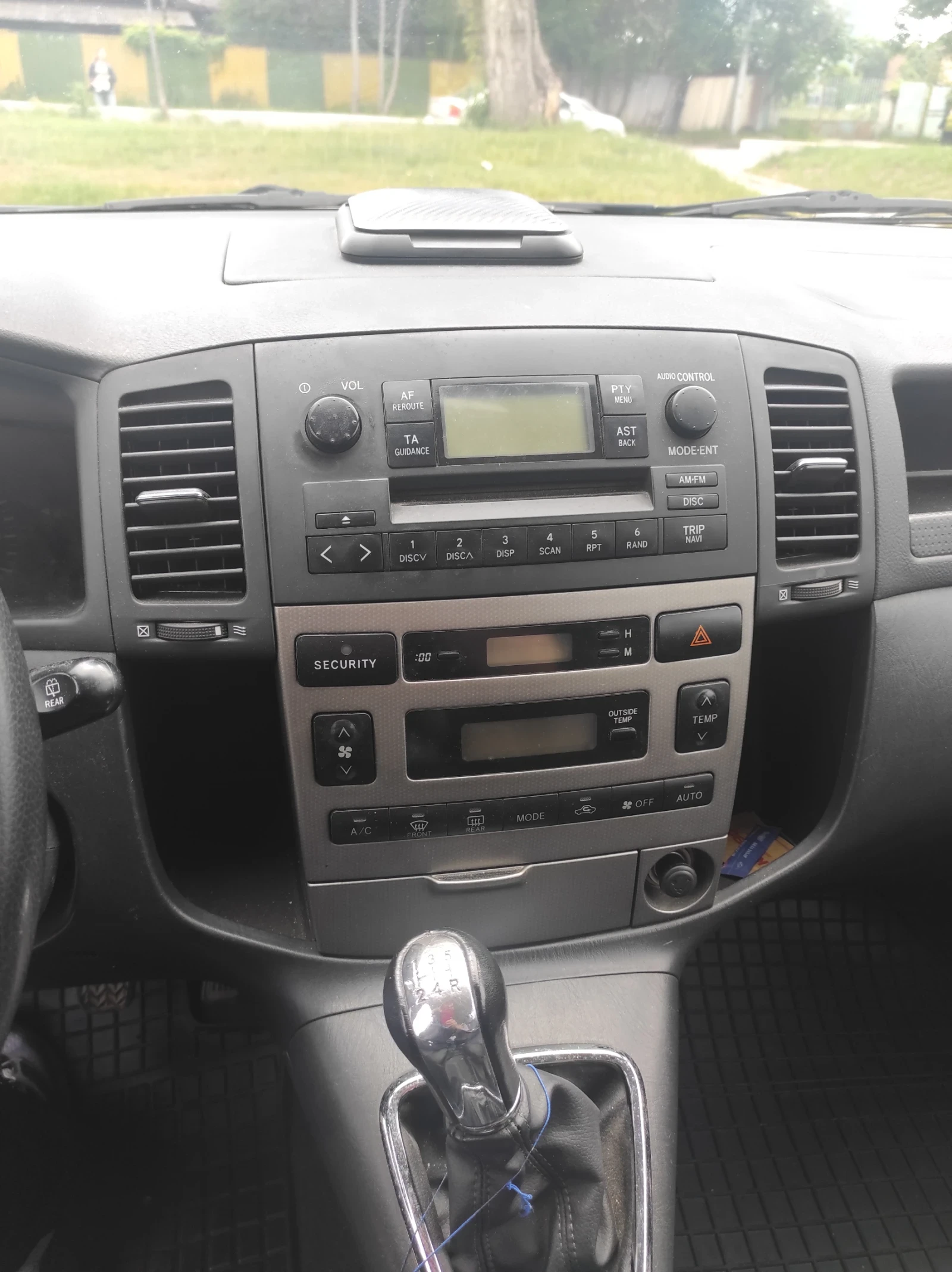 Toyota Corolla verso, снимка 12 - Автомобили и джипове - 54564503