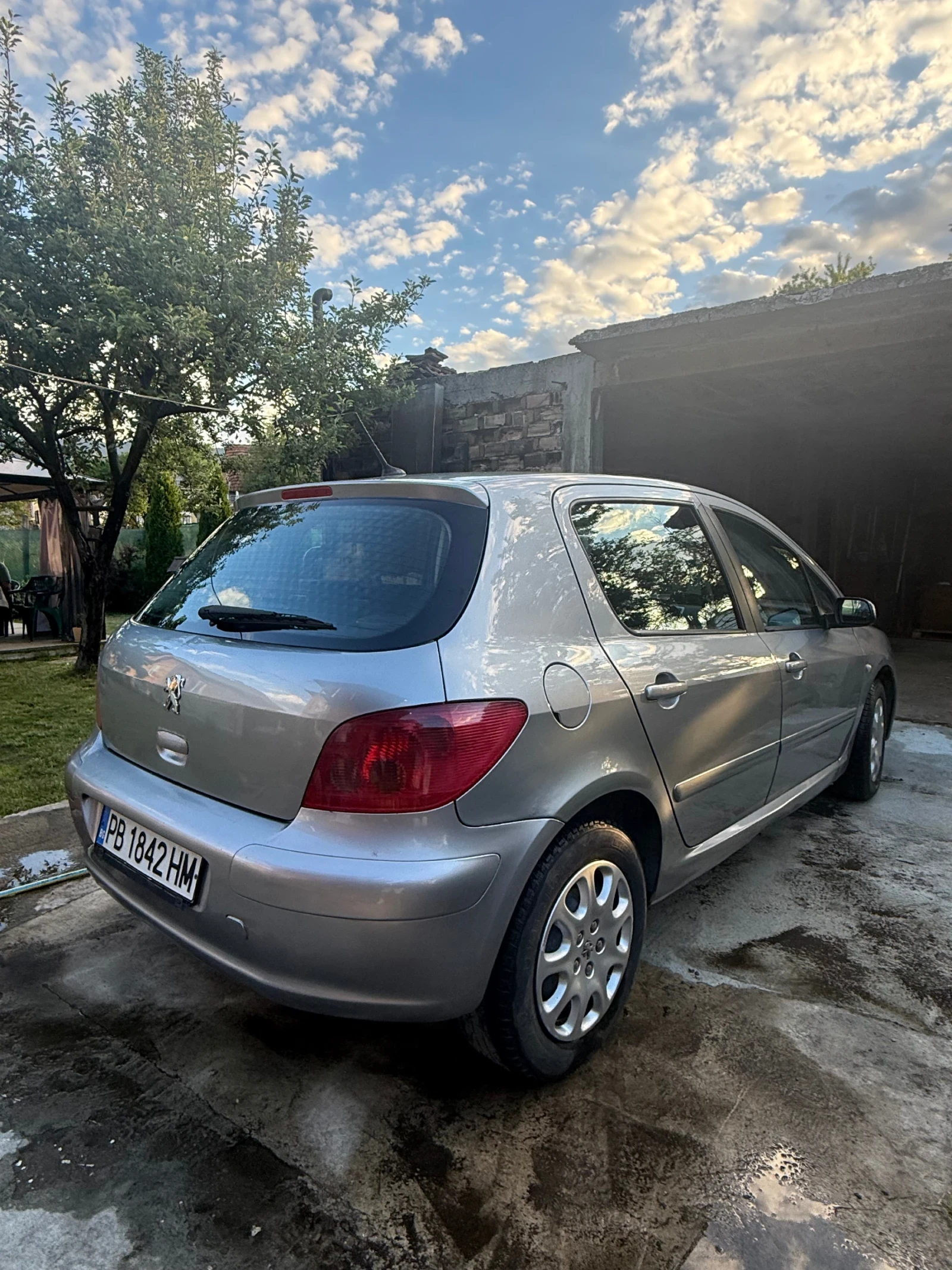 Peugeot 307 2.0HDI напълно обслужена, снимка 5 - Автомобили и джипове - 54692065