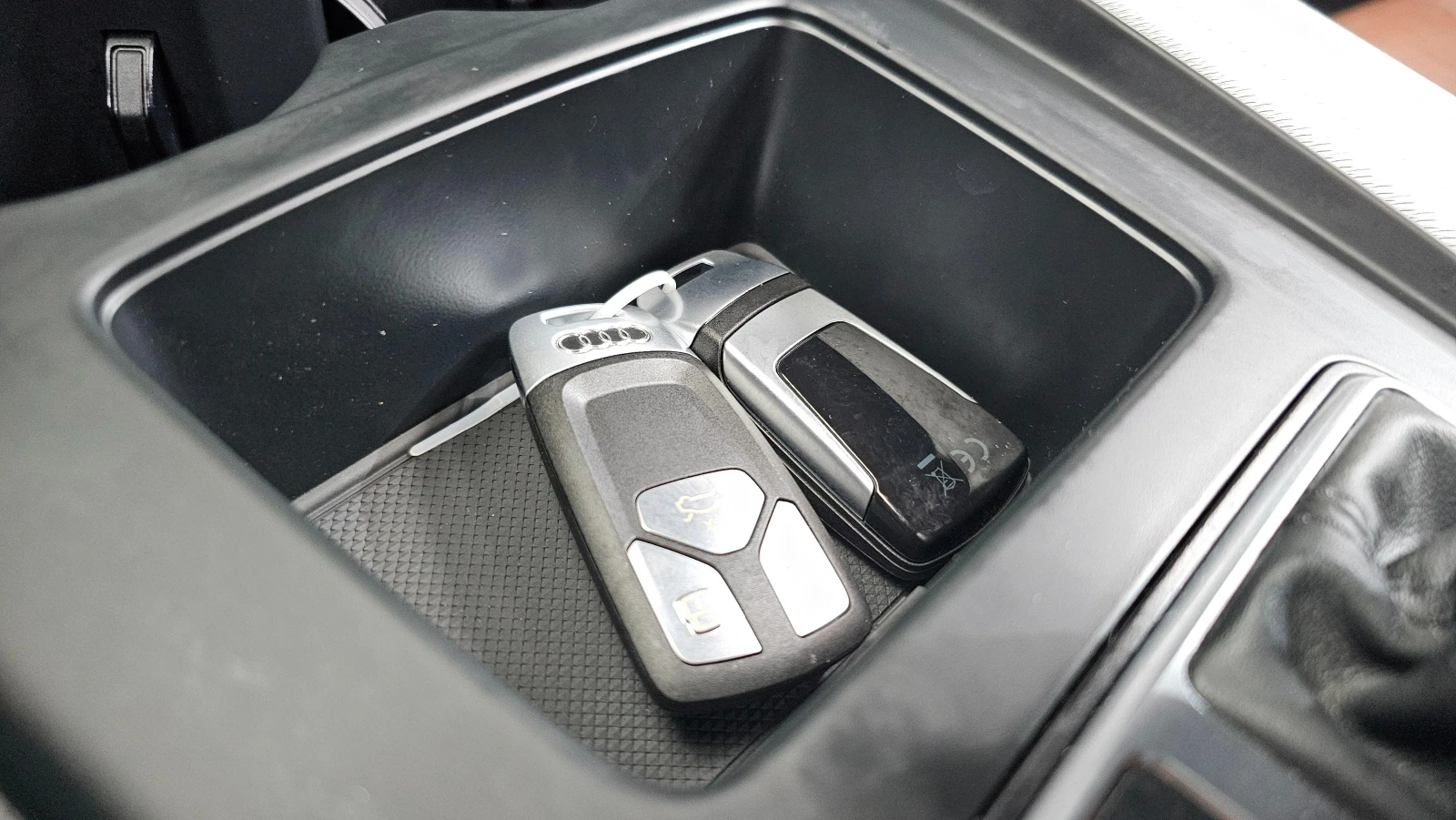Audi A4 40 TFSI* DIGITAL* ШИБИДАХ* ПОДГРЕВ* КРАЙНА ЦЕНА* , снимка 15 - Автомобили и джипове - 54782269