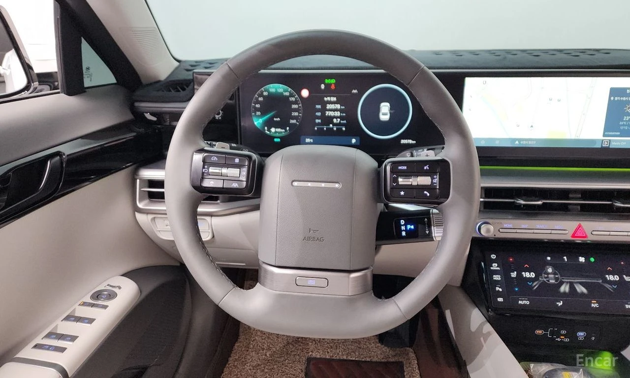 Hyundai Grandeur 2.5* 2WD* PREMIUM* ПОДГРЕВ* НАВИГАЦИЯ* ОБДУХВАНЕ, снимка 4 - Автомобили и джипове - 54853949