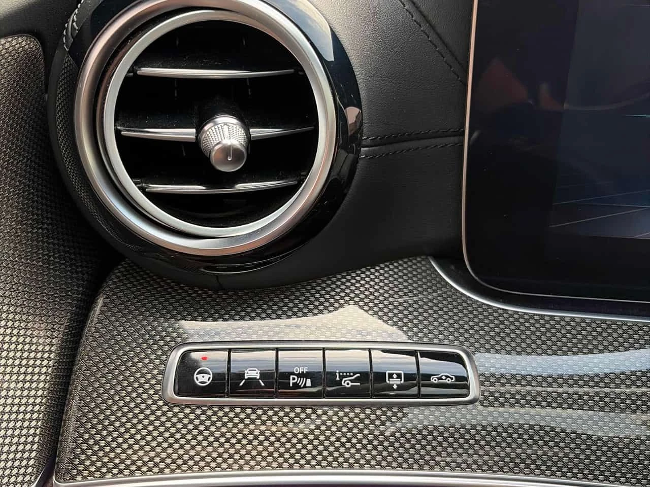 Mercedes-Benz AMG GT C * E 63 S * CARFAX * ЦЕНА ДО БГ, снимка 13 - Автомобили и джипове - 55094924