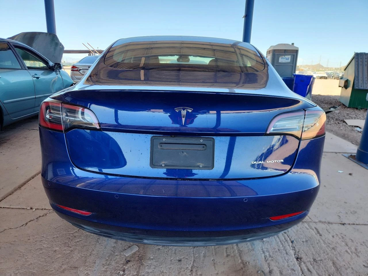 Tesla Model 3 LONG* RANGE* AWD* DUALMOTOR* ПОДРЕВ* KEYLESS* , снимка 6 - Автомобили и джипове - 55220240