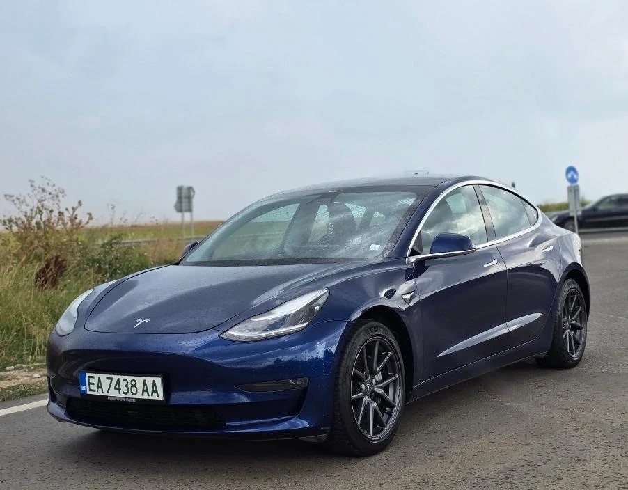 Tesla Model 3 Европейска с Автопилот