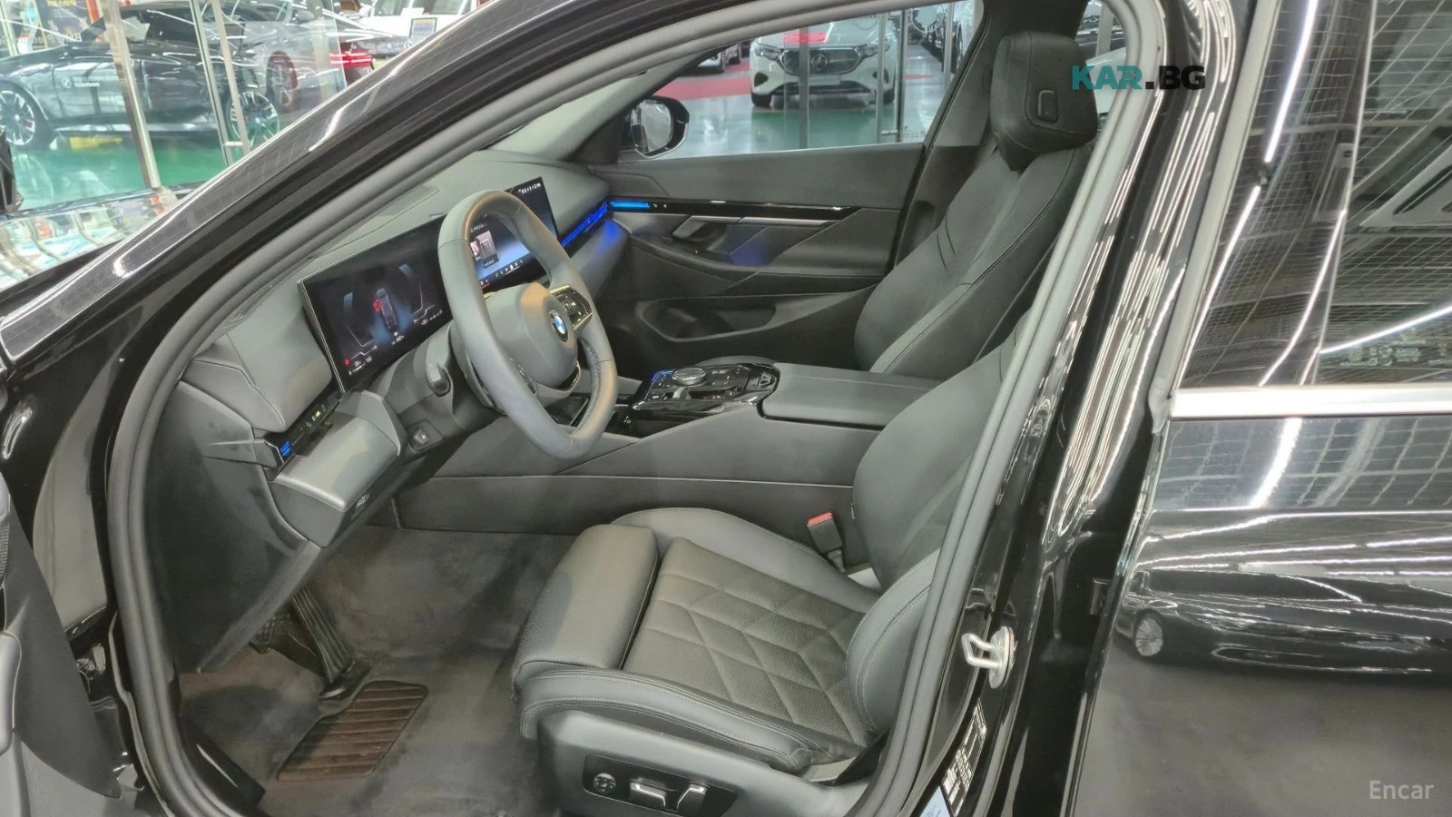 BMW 520 i DISTRONIC* ХЕДЪП* 360 CAM* ПОДГРЕВ* ОБДУХВАНЕ* , снимка 6 - Автомобили и джипове - 55738705