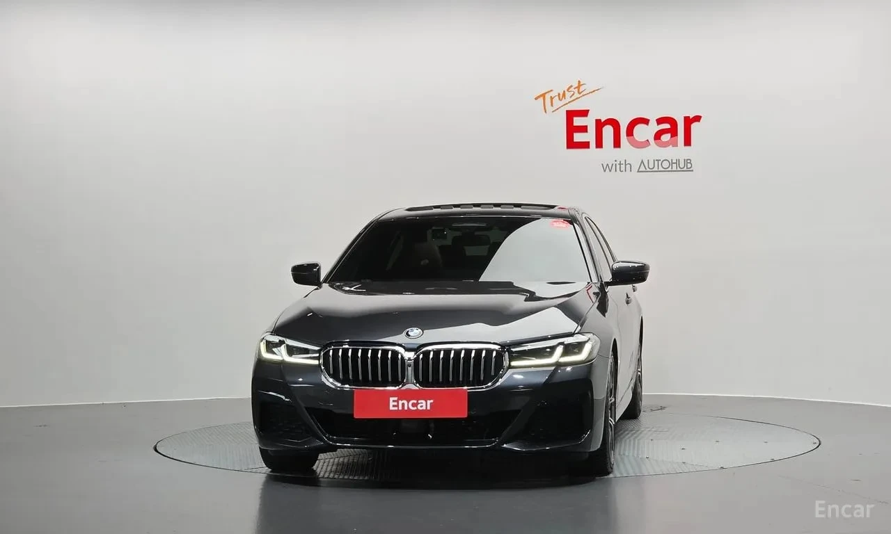 BMW 530 i M Sport/ОБДУХВАНЕ/ШИБИДАХ/ДИСТРОНИК/360 , снимка 3 - Автомобили и джипове - 56132922