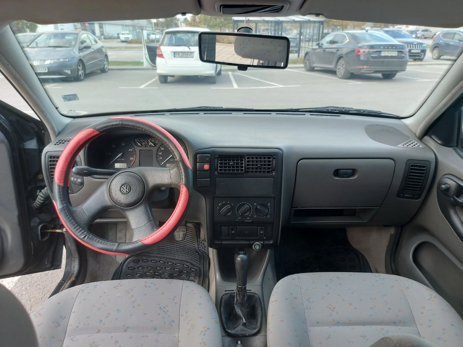 VW Polo 1.9 Д 128 х.км, снимка 6 - Автомобили и джипове - 56621309