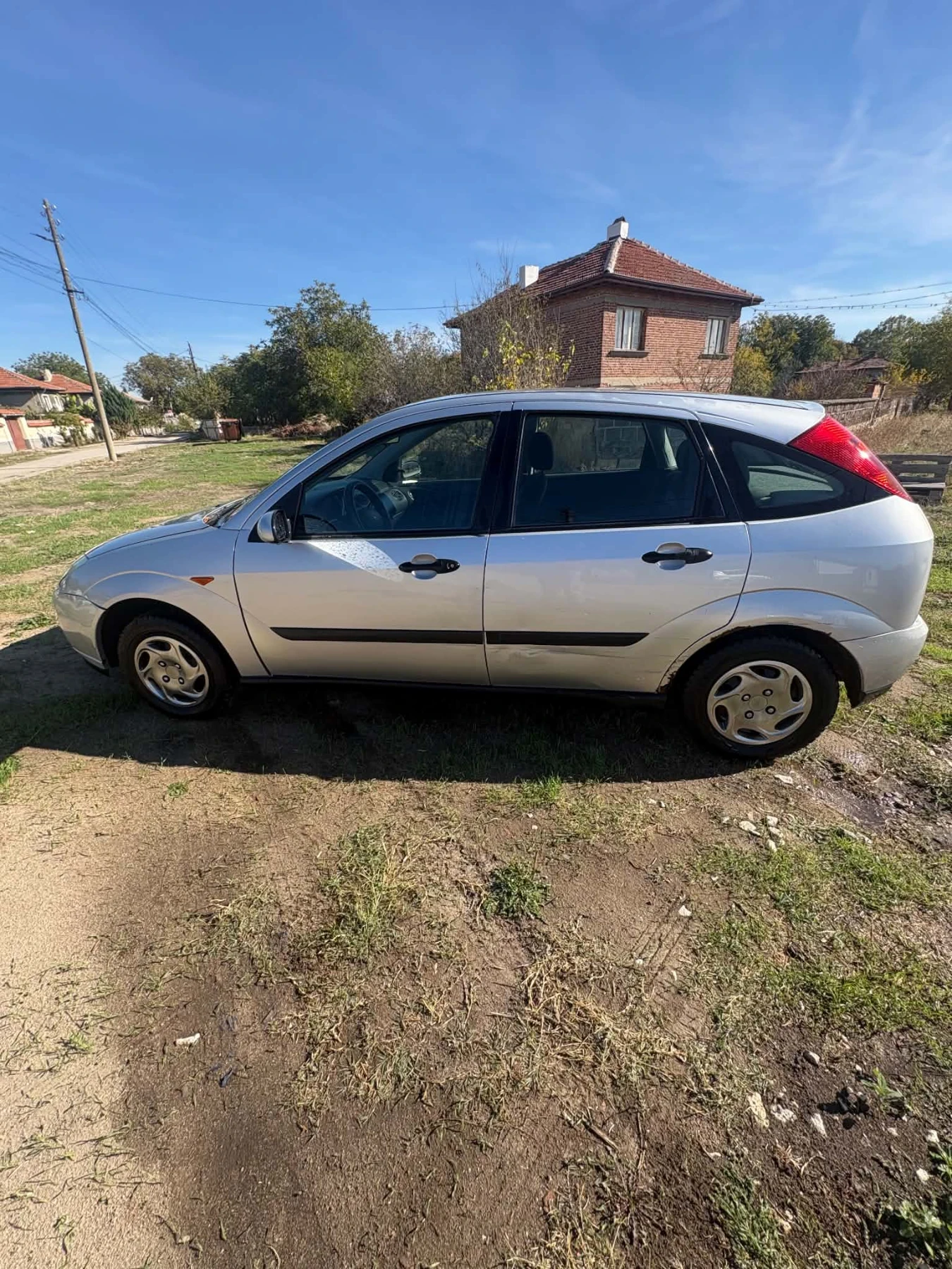 Ford Focus 1.8, снимка 3 - Автомобили и джипове - 56650457