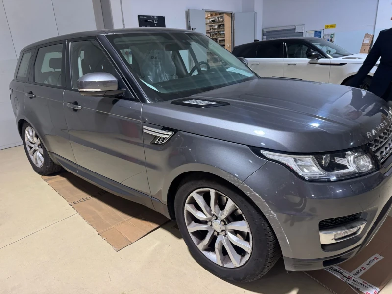 Land Rover Range Rover Sport, снимка 2 - Автомобили и джипове - 48408812