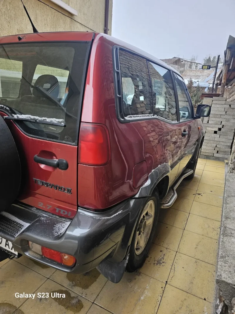 Nissan Terrano 2.7, снимка 3 - Автомобили и джипове - 49114150