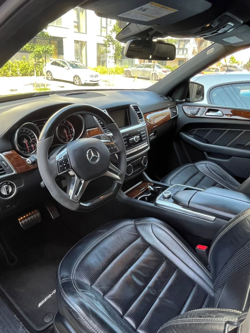 Mercedes-Benz ML 63 AMG, снимка 5 - Автомобили и джипове - 52490006