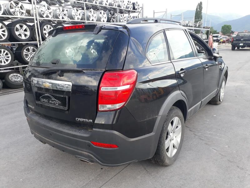 Chevrolet Captiva 2.2 CDTI, снимка 4 - Автомобили и джипове - 21487387