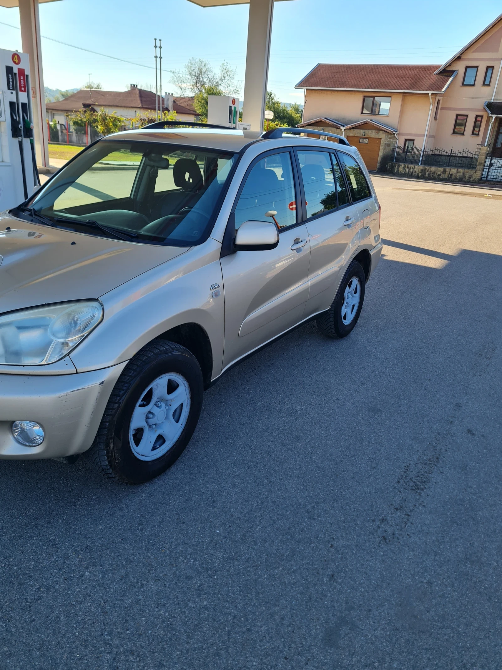 Toyota Rav4 2.0куб.116к.с. D4D 2005г. - изображение 4