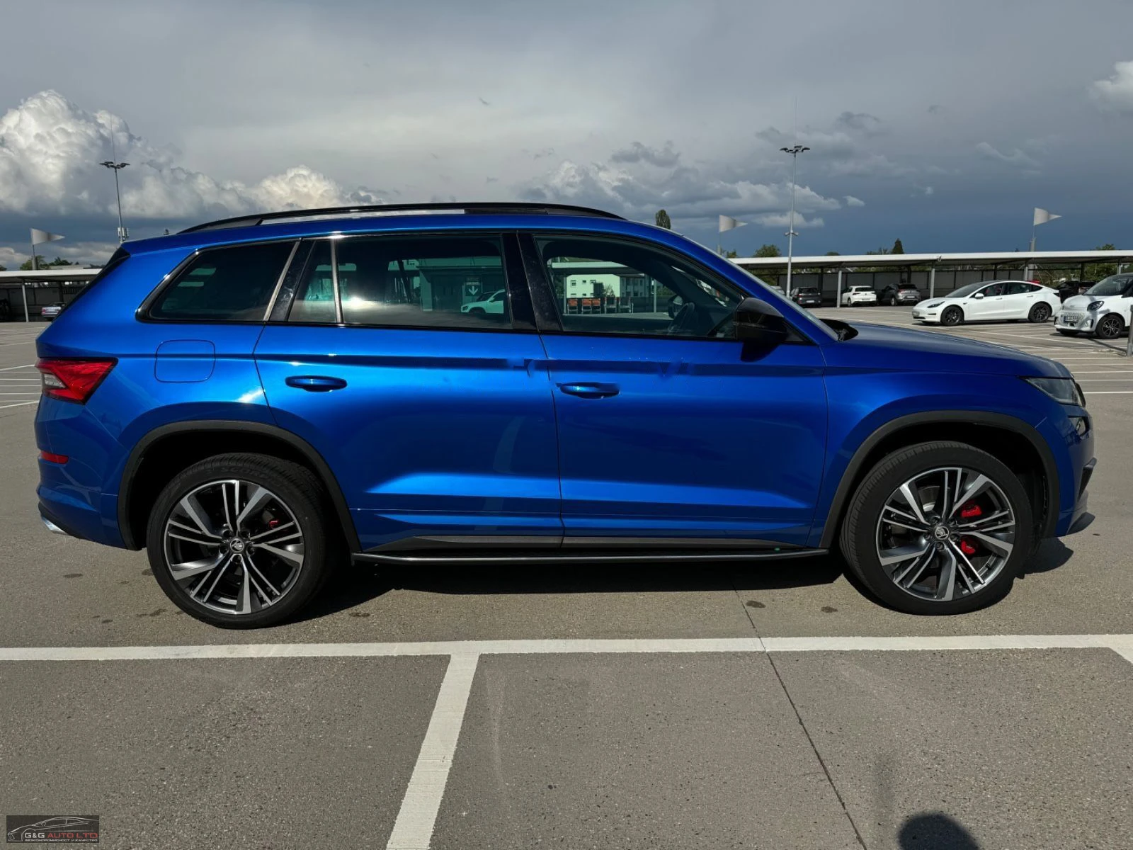 Skoda Kodiaq 2.0BiTDI/239HP/RS/DSG/4x4/PANO/NAVI/LED/KLESS/752b - изображение 8