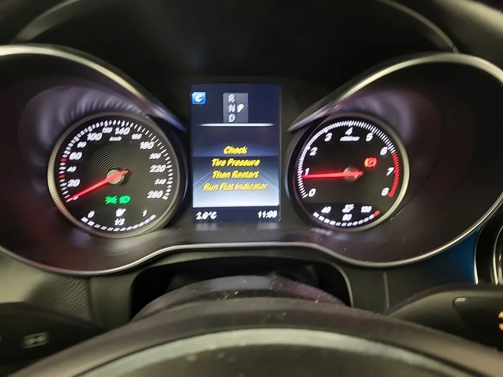 Mercedes-Benz GLC 300 * CARFAX * БЕЗ ПЪРВОНАЧАЛНА ВНОСКА - изображение 10