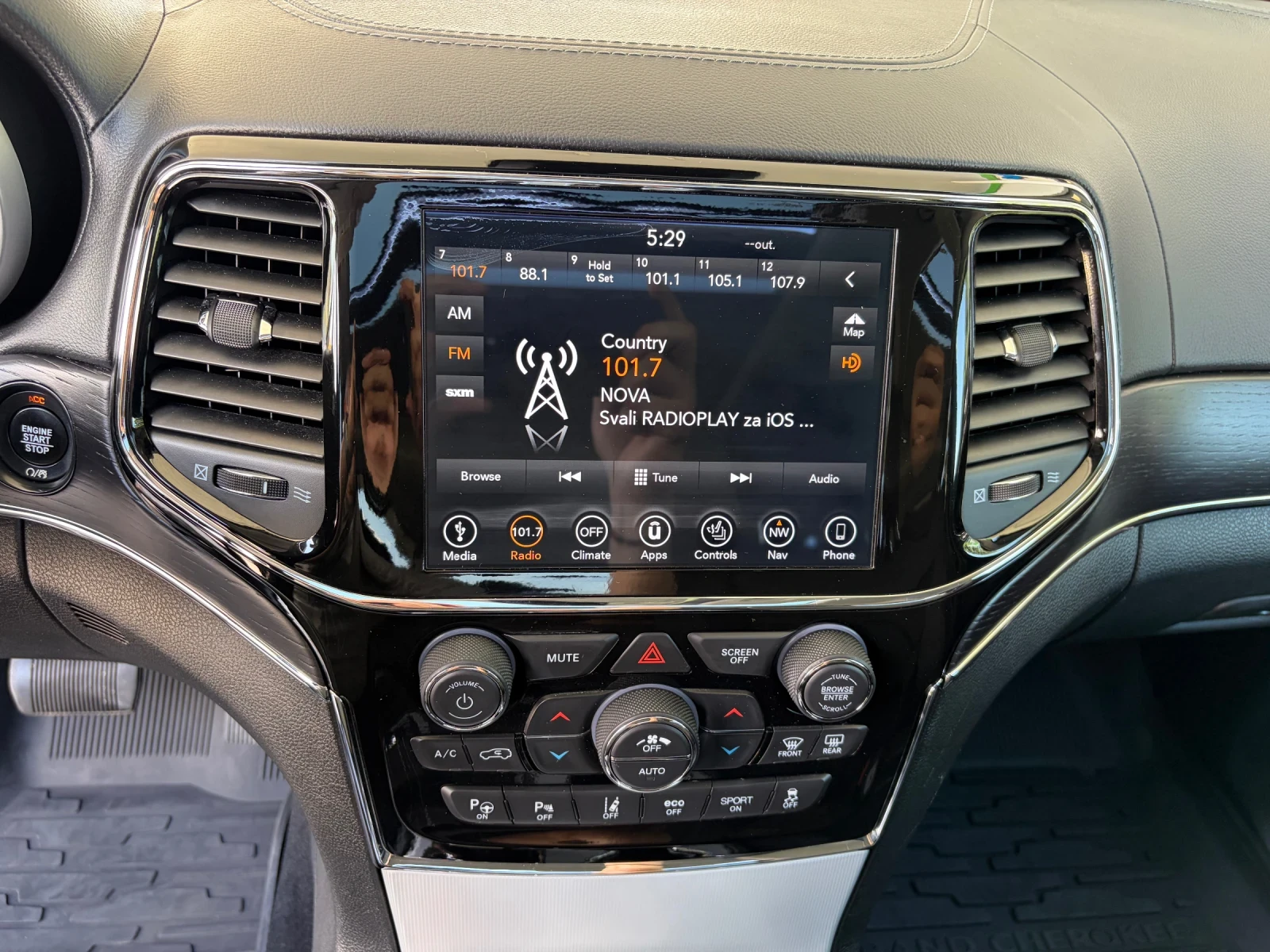 Jeep Grand cherokee 5.7HEMI/ФЕЙС/SUMMIT, снимка 14 - Автомобили и джипове - 54856505