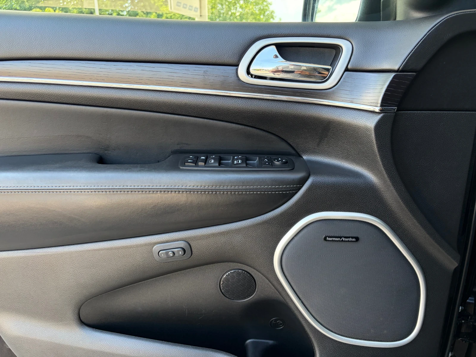 Jeep Grand cherokee 5.7HEMI/ФЕЙС/SUMMIT, снимка 9 - Автомобили и джипове - 54856505