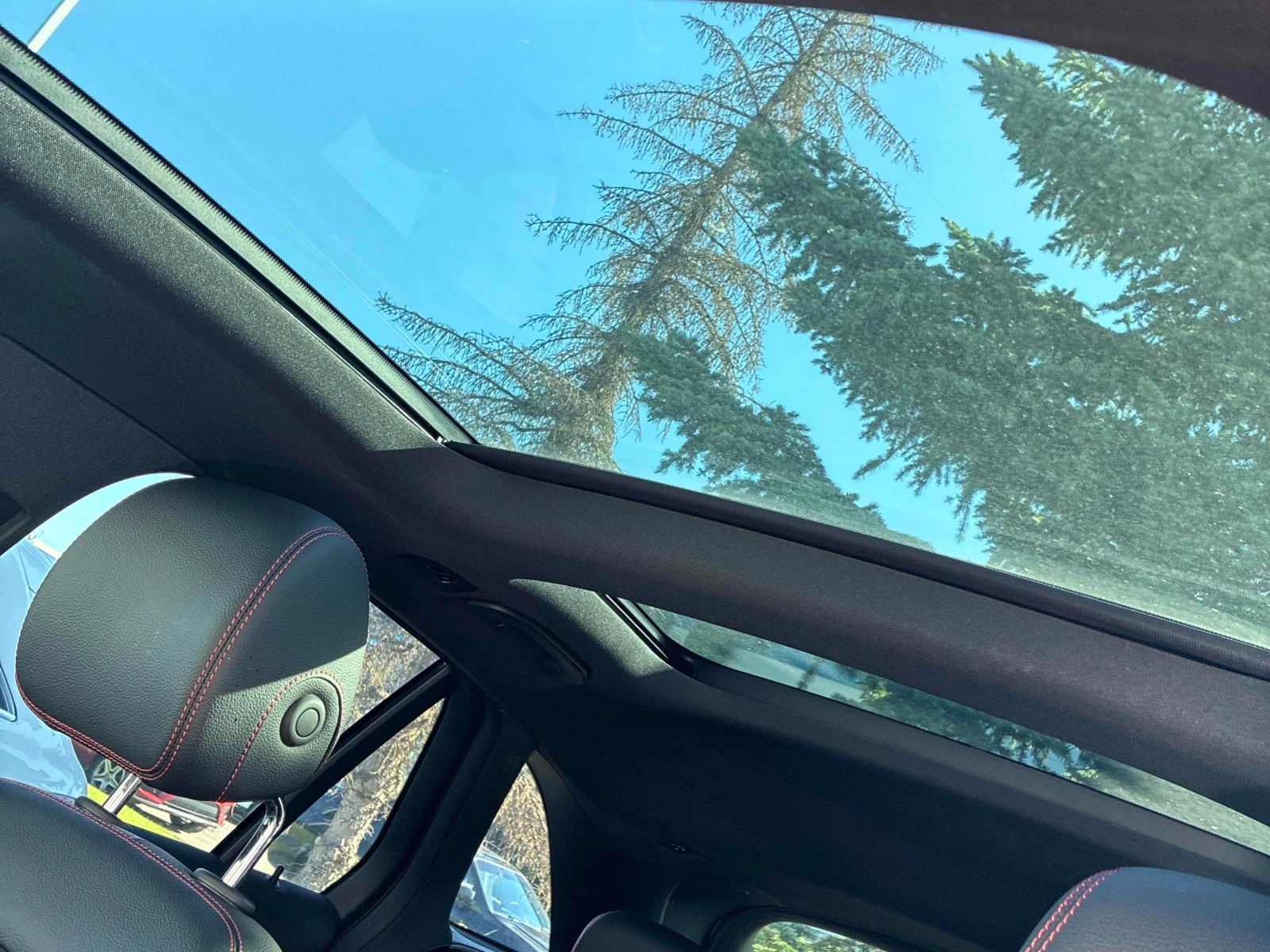 Mercedes-Benz GLC 43 AMG * АВТОКРЕДИТ БЕЗ ПЪРВОНАЧАЛНА ВНОСКА* , снимка 11 - Автомобили и джипове - 55873244