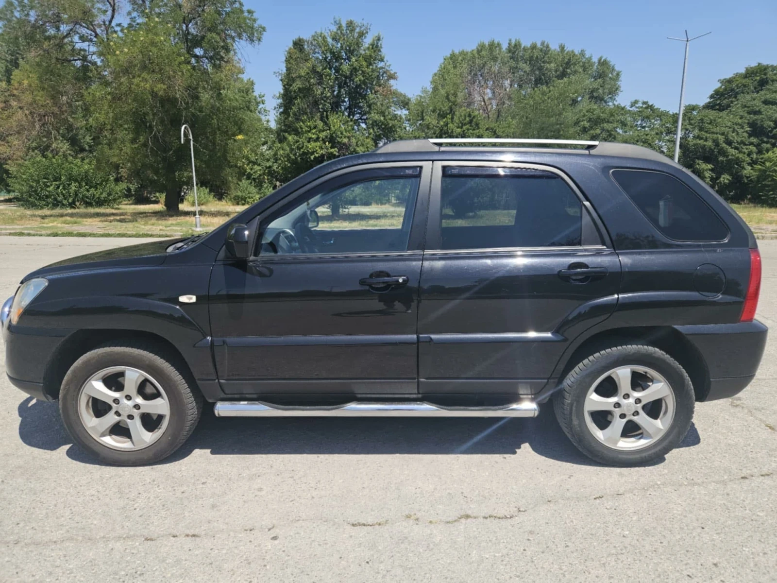Kia Sportage 2.0 Бензин + Газ, снимка 8 - Автомобили и джипове - 56209188