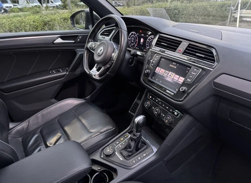 VW Tiguan 2.0 TD? PANORAMA 3x R-line, снимка 3 - Автомобили и джипове - 56239833