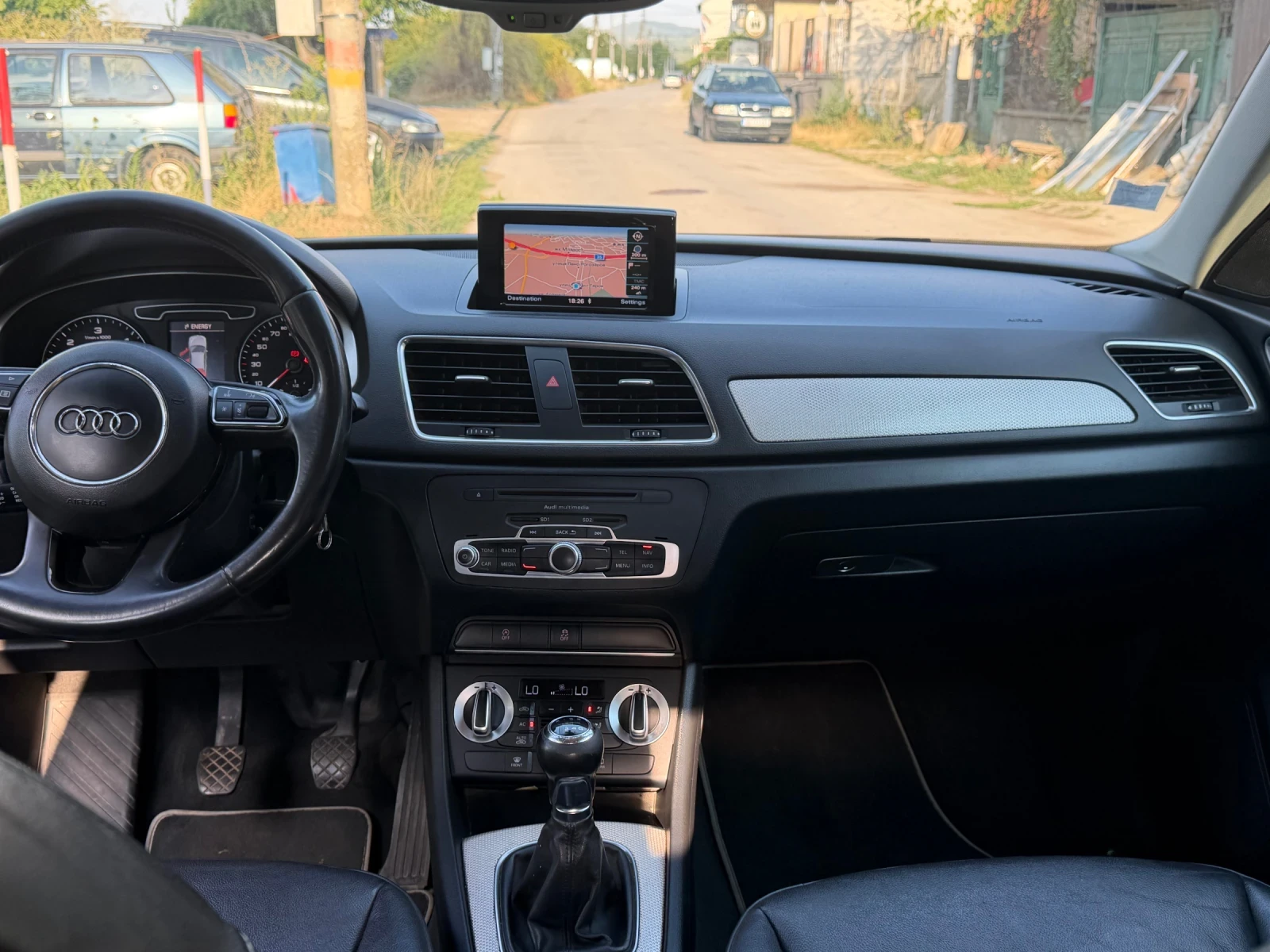 Audi Q3, снимка 4 - Автомобили и джипове - 56595417