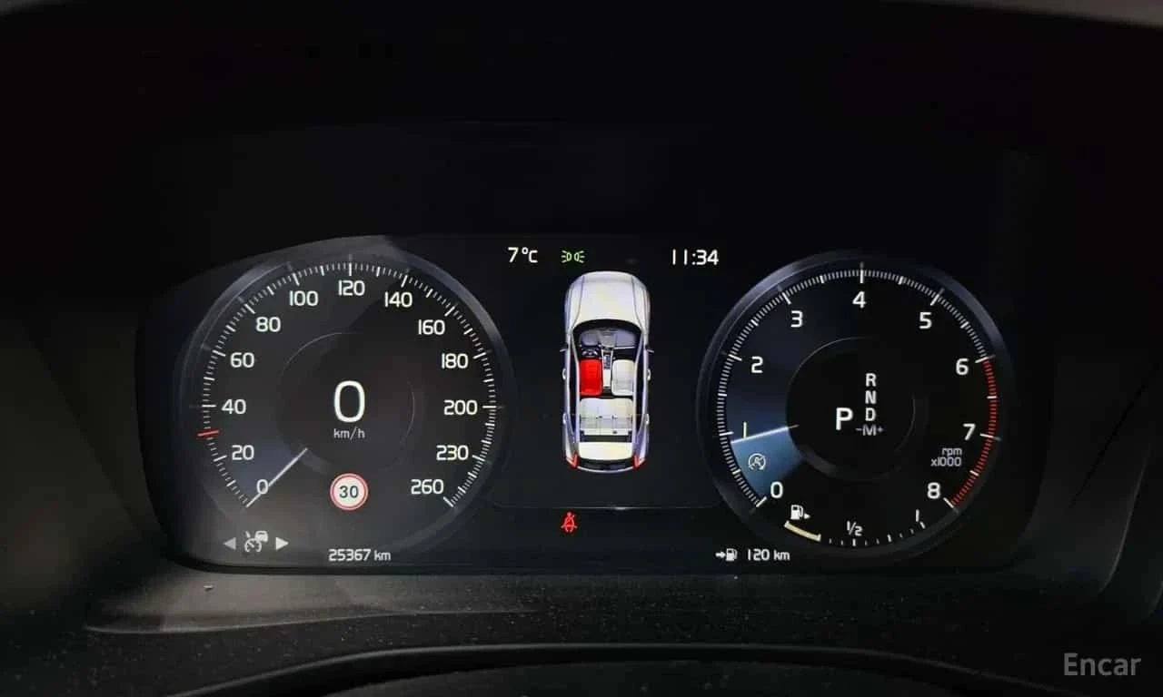 Volvo XC40, снимка 7 - Автомобили и джипове - 56687104