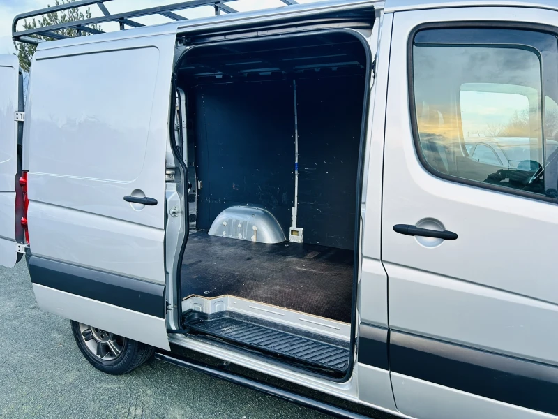 VW Crafter 2.0TDI* Klima* NAVI* Подгрев* Euro5, снимка 15 - Бусове и автобуси - 53101405