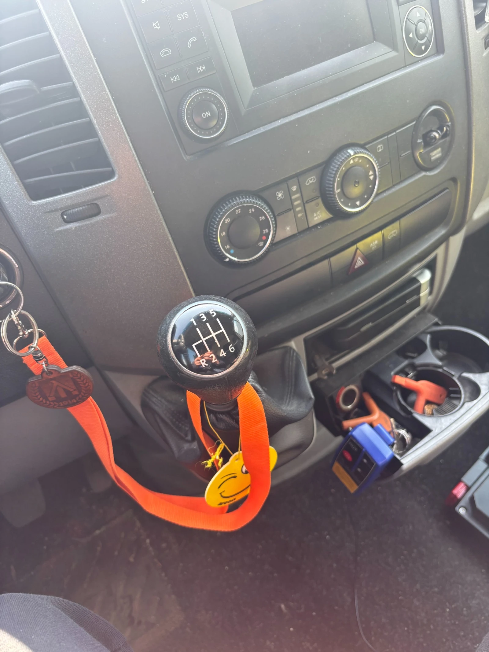 VW Crafter Падащ борд 2.0, 6 скорости, снимка 5 - Бусове и автобуси - 53721878