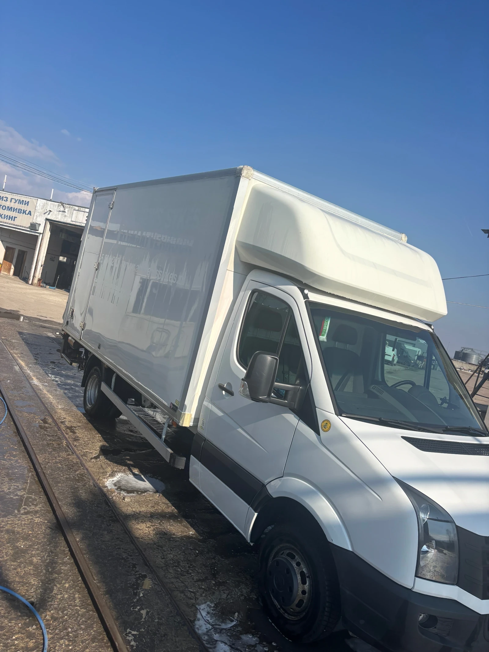 VW Crafter Падащ борд 2.0, 163к.с, 6 скорости, снимка 3 - Бусове и автобуси - 53721878