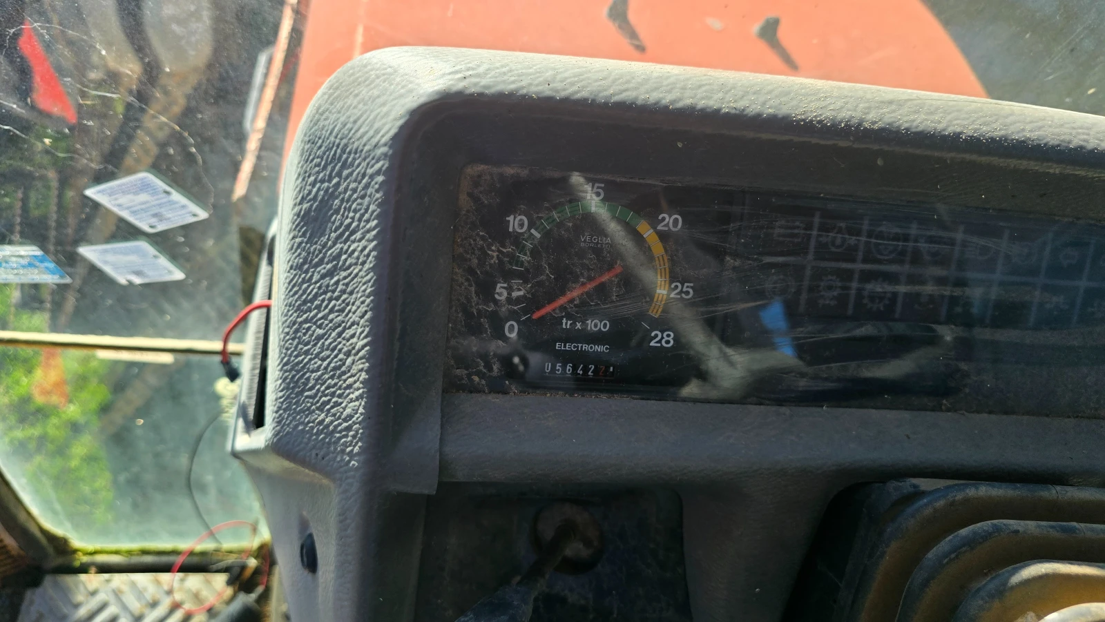 Трактор Massey 3080 (5642 часа)  - изображение 3