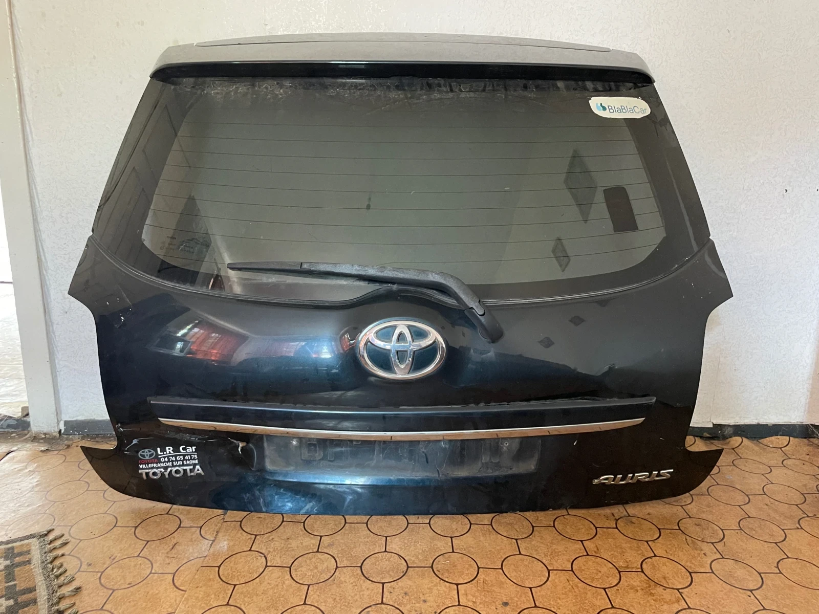 Заден Капак за Toyota Auris 2012, снимка 4 - Части - 54663131