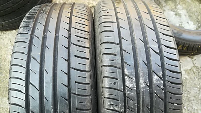 Гуми Летни 205/45R17, снимка 1 - Гуми и джанти - 25323287