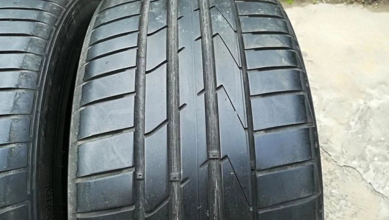 Гуми Летни 225/50R17, снимка 4 - Гуми и джанти - 25339026