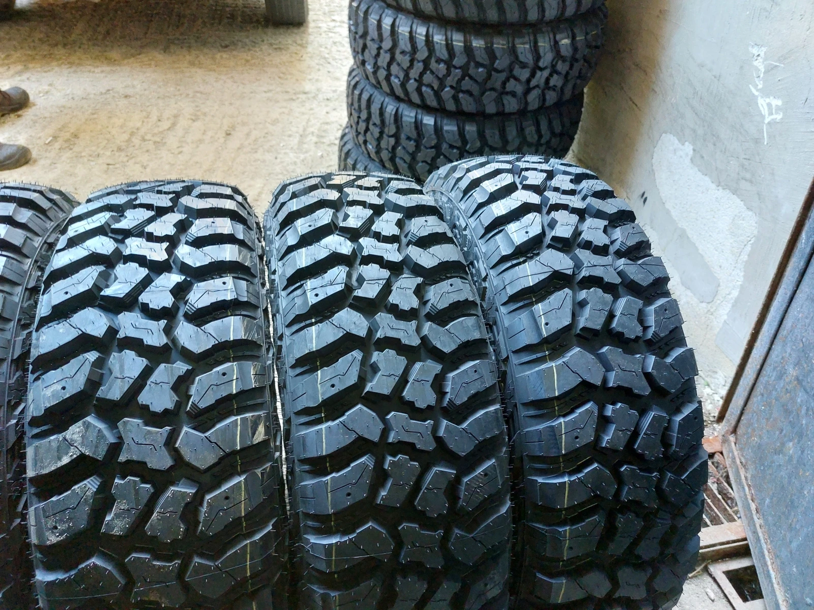 ���� 225/75R16 | Mobile.bg � ����������� 4