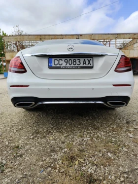Mercedes-Benz E 220, снимка 4