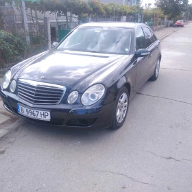 Mercedes-Benz E 220, снимка 1