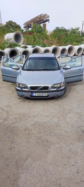 Volvo S60 2400, снимка 3 - Автомобили и джипове - 46138112