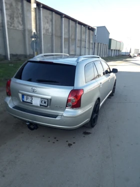 Toyota Avensis Комби, снимка 3