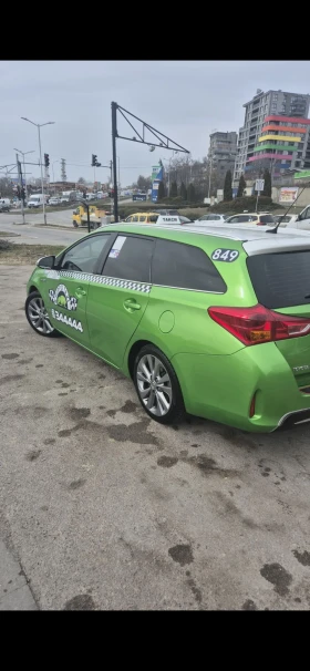 Toyota Auris 1.8 HYBRID Taxi, снимка 2 — Bazar.bg Toyota Auris 1.8 HYBRID Taxi, снимка 2