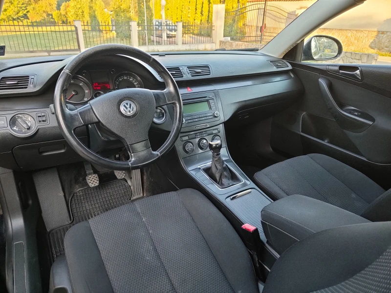 VW Passat 1.9TDI * КЛИМАТРОНИК * , снимка 15 - Автомобили и джипове - 47335103