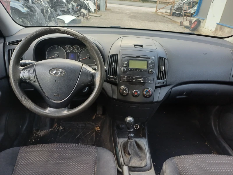 Hyundai I30 1.6crdi-90кс.на части, снимка 5 - Автомобили и джипове - 47610145